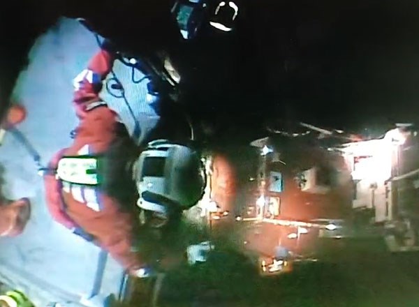 Bild från helikopter under en räddningsinsats