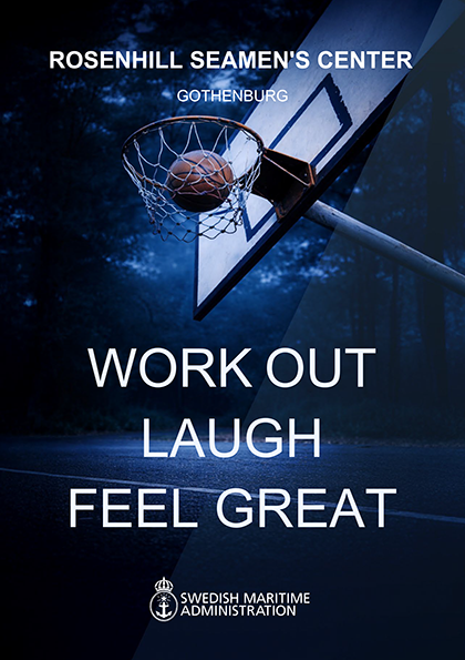 En boll i en basketkorg. Text på bilden säger Rosenhill Sjömanscenter, Göteborg, Träna Skratta Må bra, Sjöfartsverket